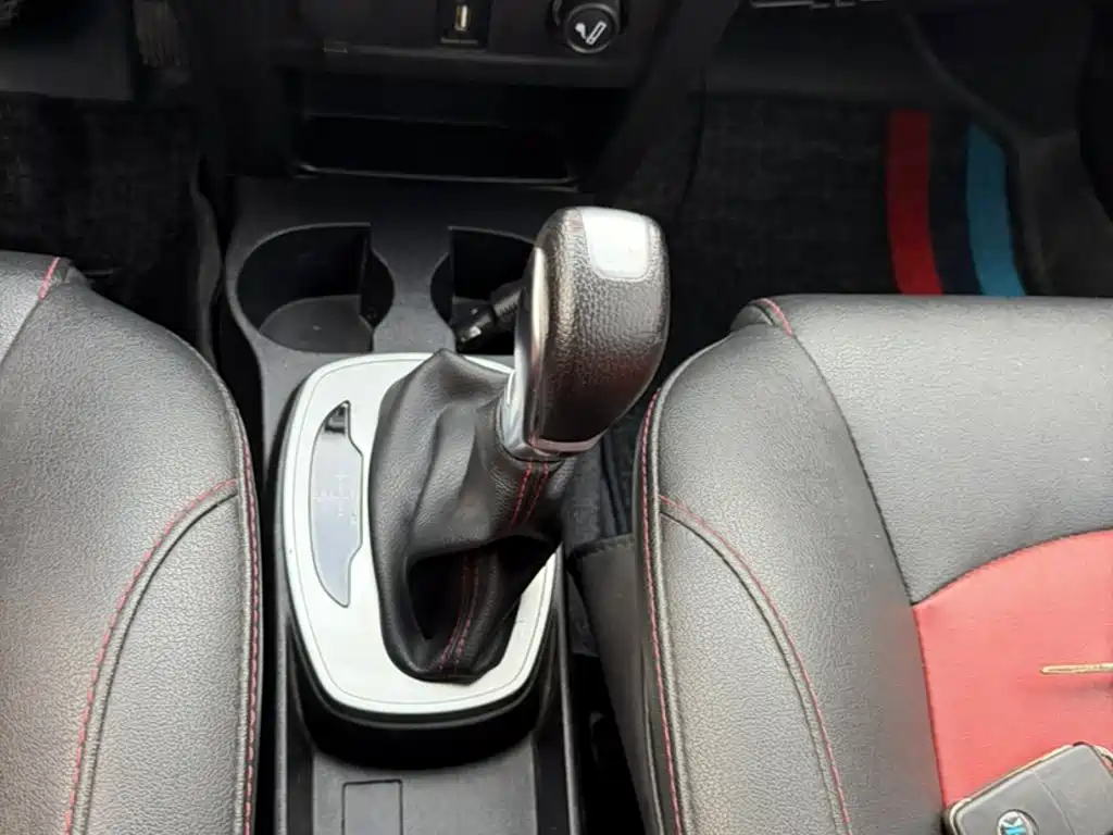 Haval H1 2016 2016 Red Label 1.5L AMT Luxury