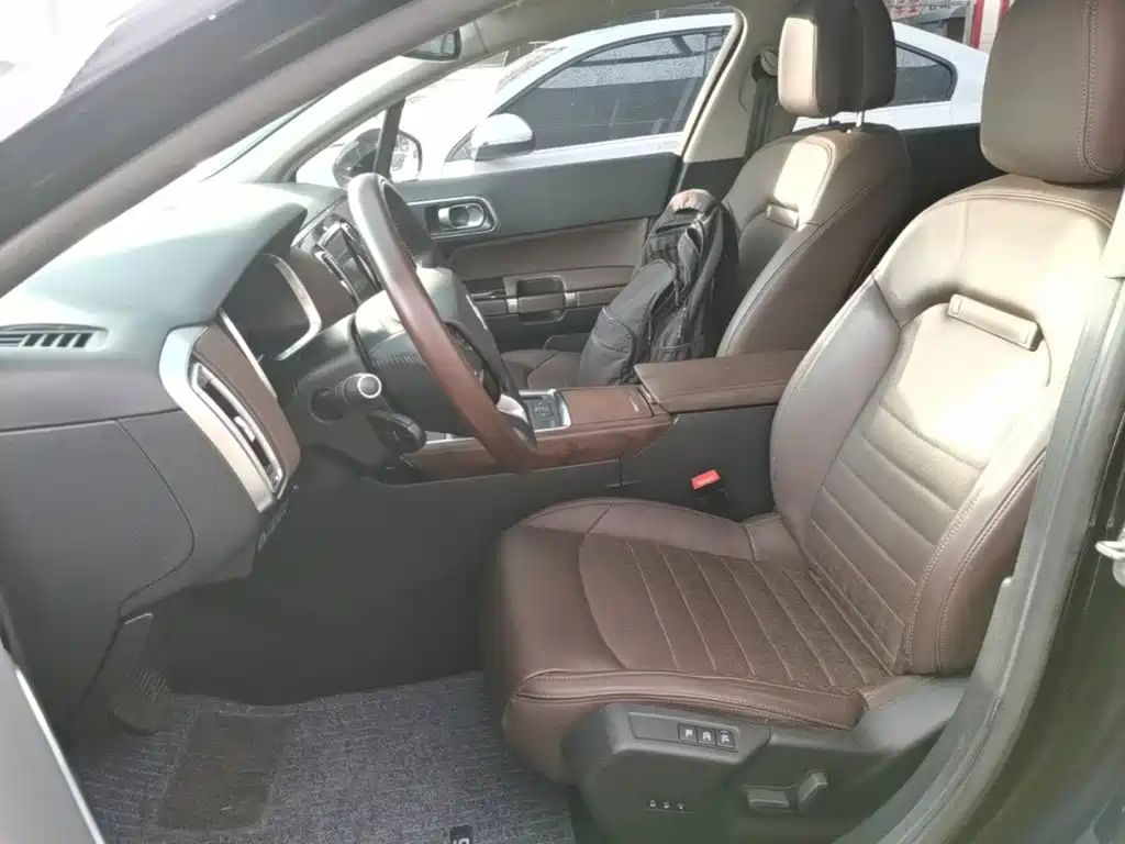 Photo 15 - Citroën C6
