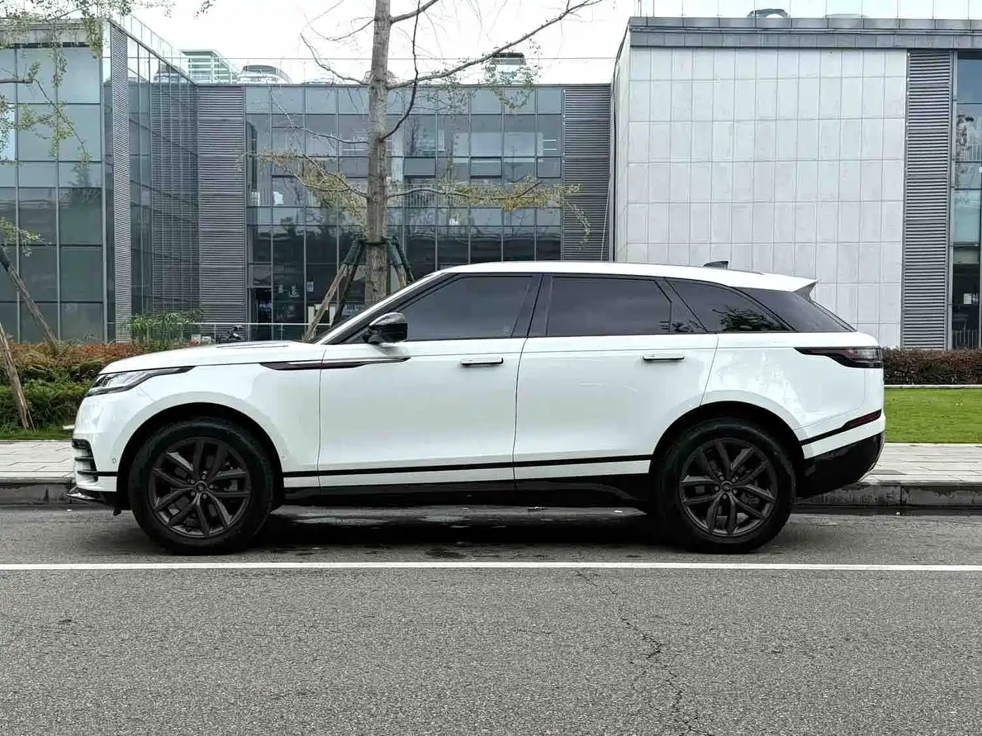Land Rover Range Rover Velar 2024 2024 Dynamic SE