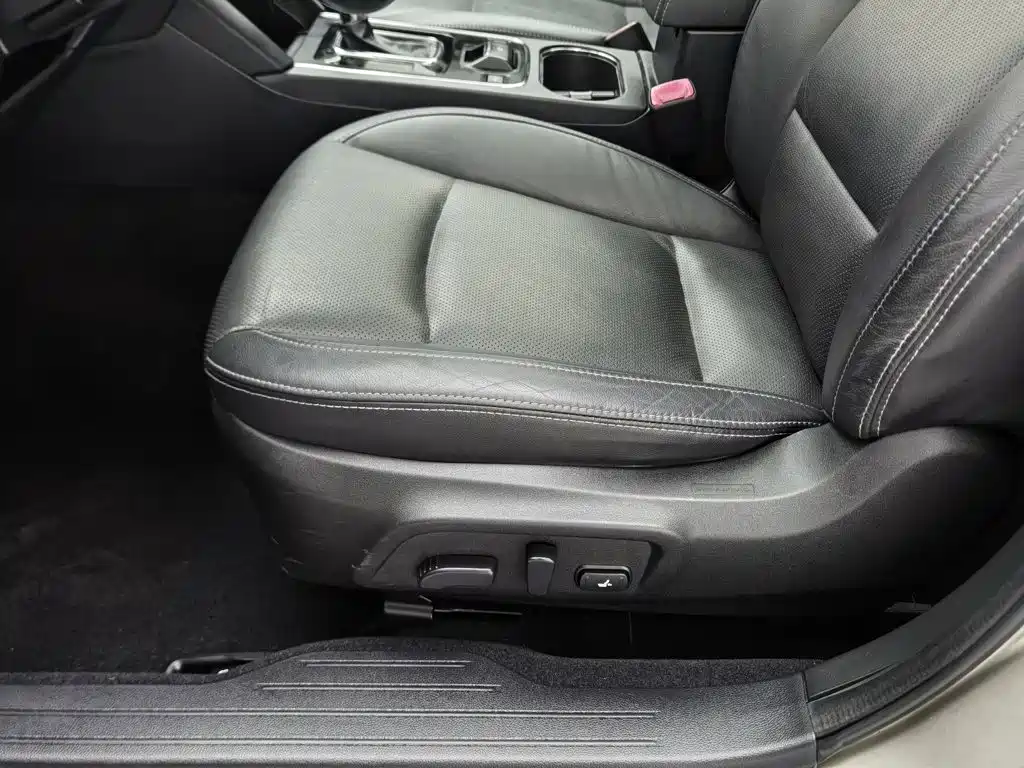 Subaru Outback 2016 2016 2.5i Luxury Navigation Edition