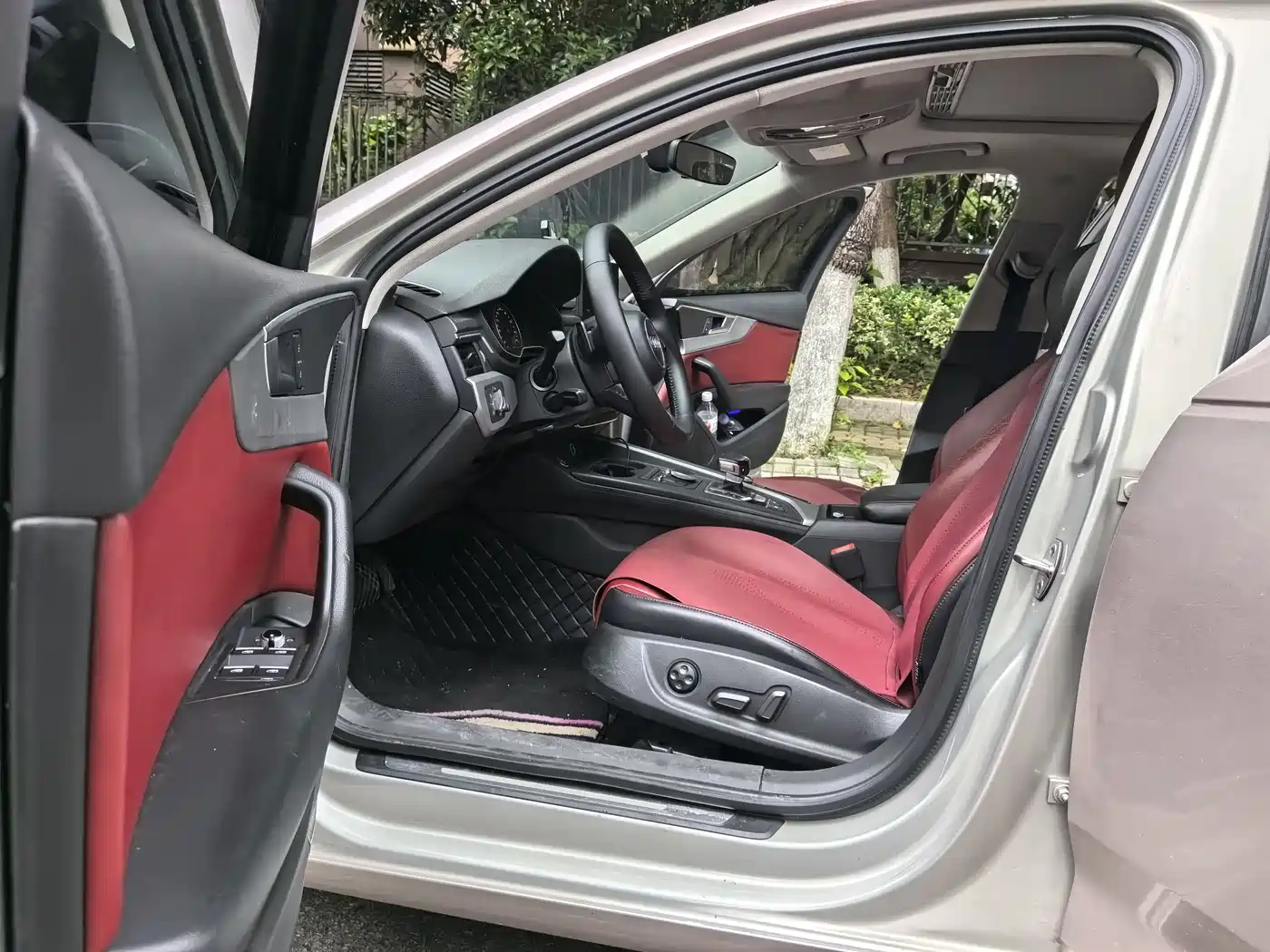 Фото 21 - Audi A4L