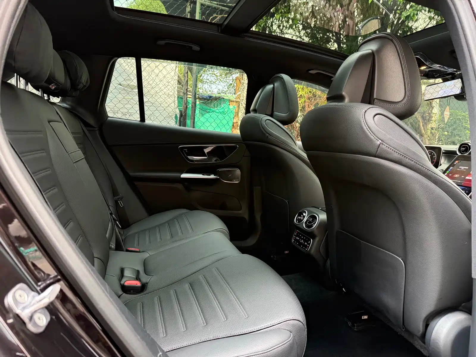 Фото 12 - Mercedes-Benz GLC