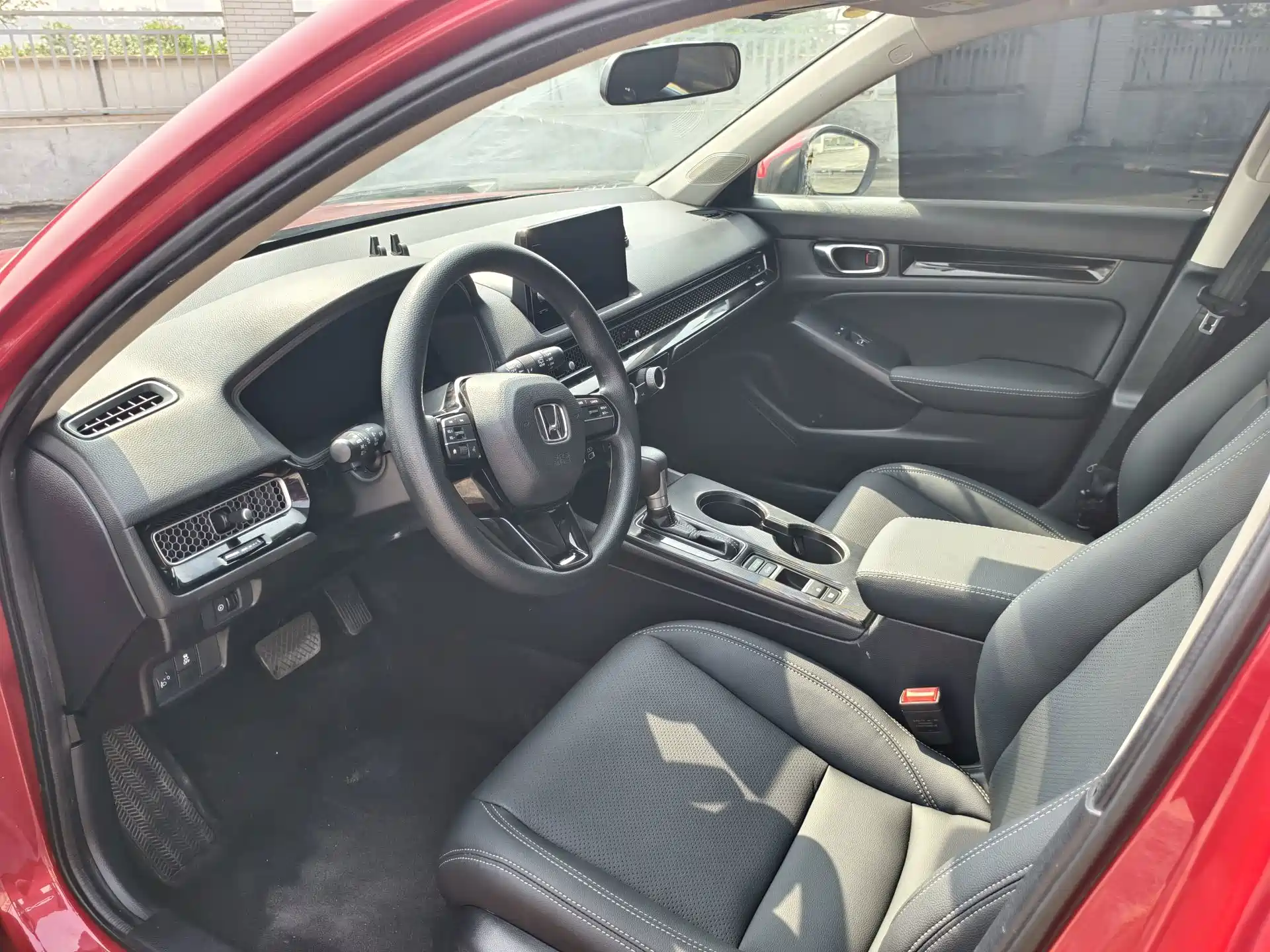 Фото 3 - Honda Civic