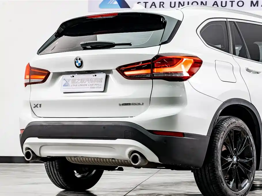 BMW X1 2021 sDrive20Li Fashion фото 7