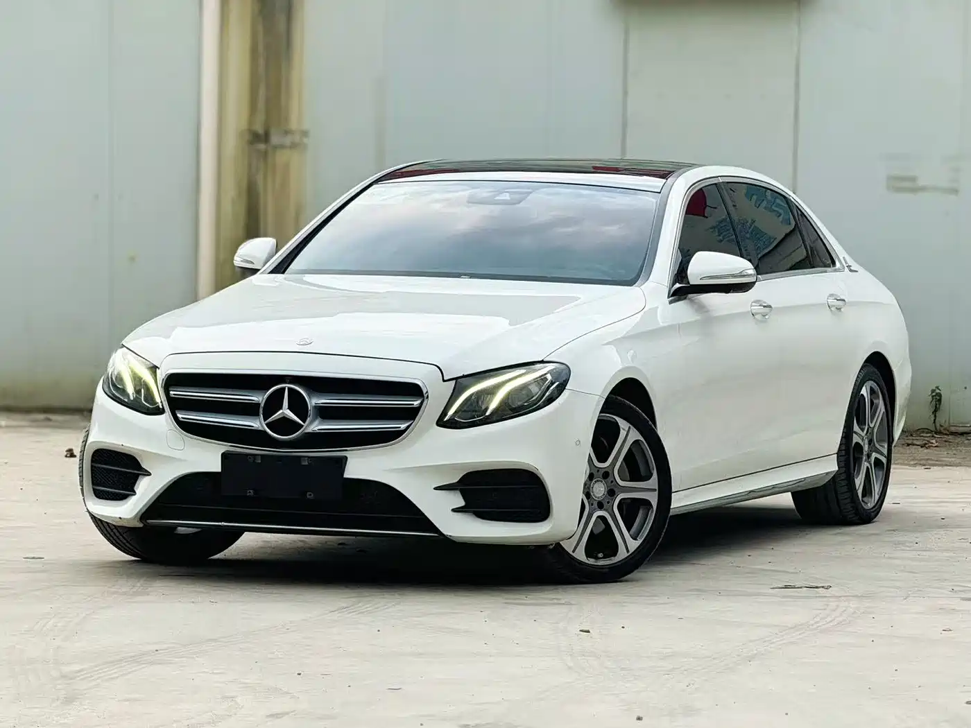 Mercedes-Benz E-Class 2016 E 300 L Sport Luxury