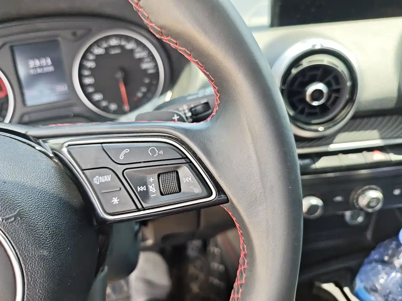 Audi Q2L 2022 35 TFSI Progressive Dynamic фото 15
