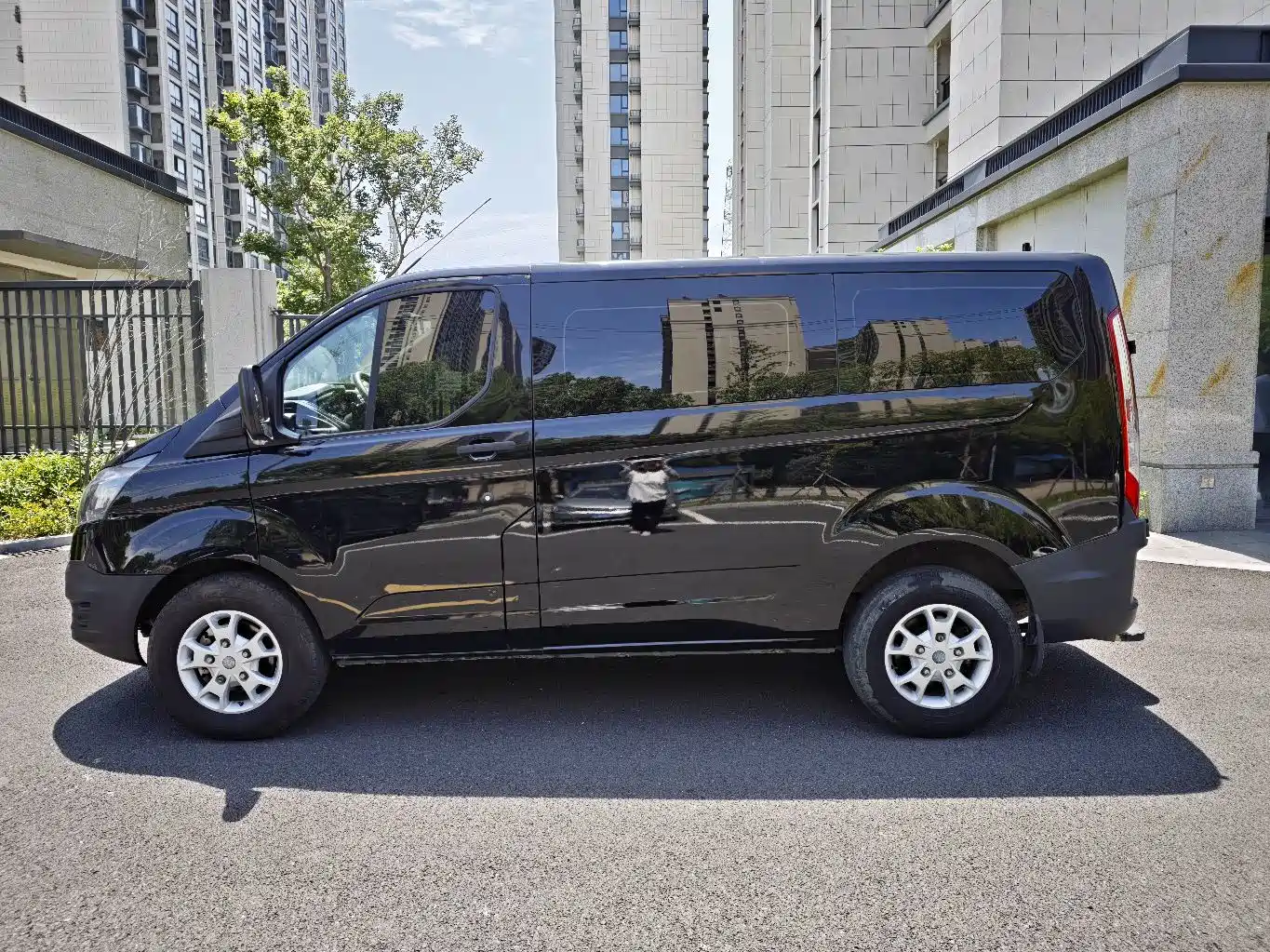 Фото 14 - Ford Transit