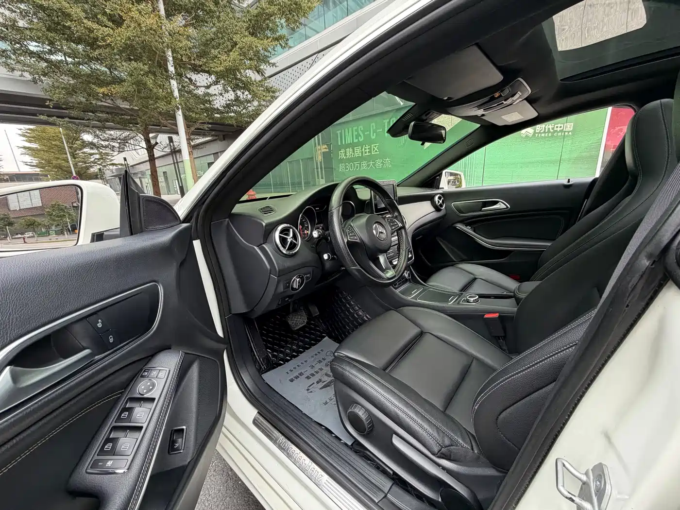 Mercedes-Benz CLA (Import) 2017 CLA 200 Dynamic фото 8
