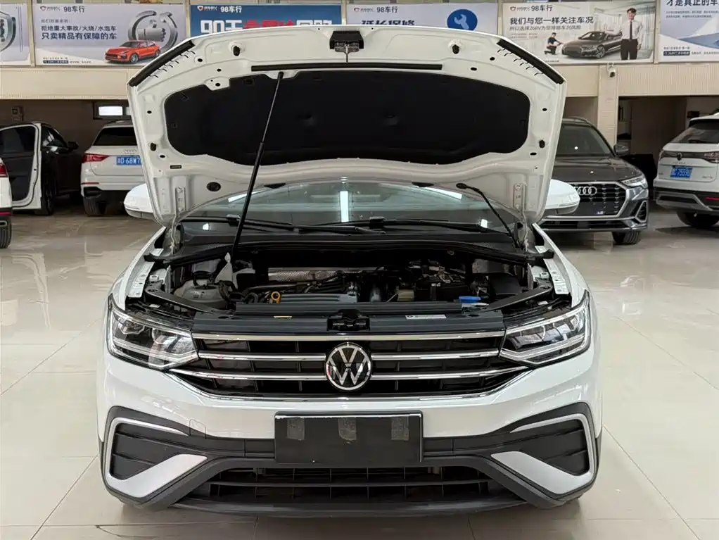 Volkswagen Tiguan L 2023 280TSI 2WD Trend Limited Edition фото 7