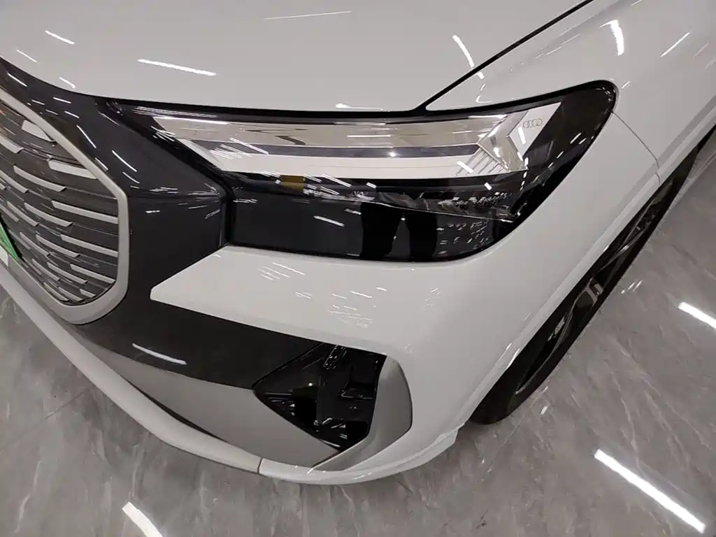 Audi Q4 e-tron 2025 2024 40 e-tron Creation Edition