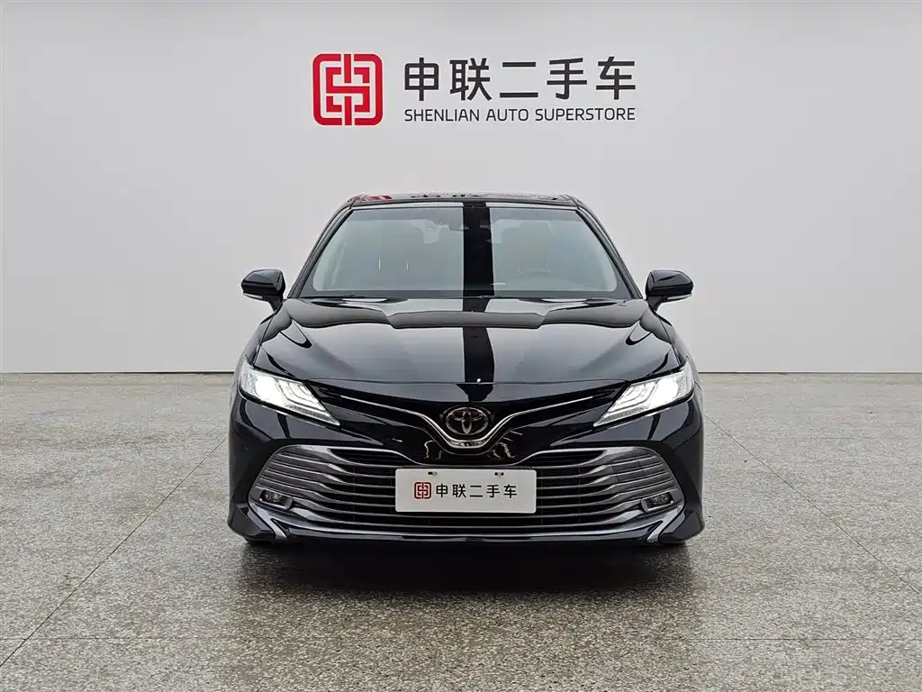 Toyota Camry 2021 2.5G Luxury Edition фото 5