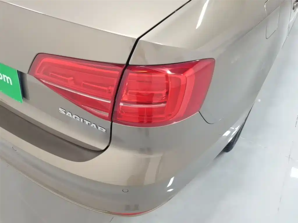 Volkswagen Sagitar 2018 280TSI DSG Comfort фото 8