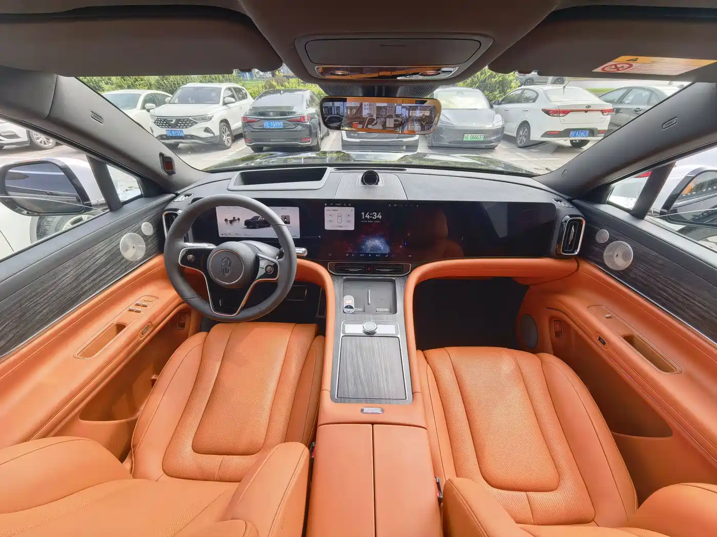 AITO Wenjie AITO M9 2025 Extended Range Ultra 52kWh 6-Seater фото 11