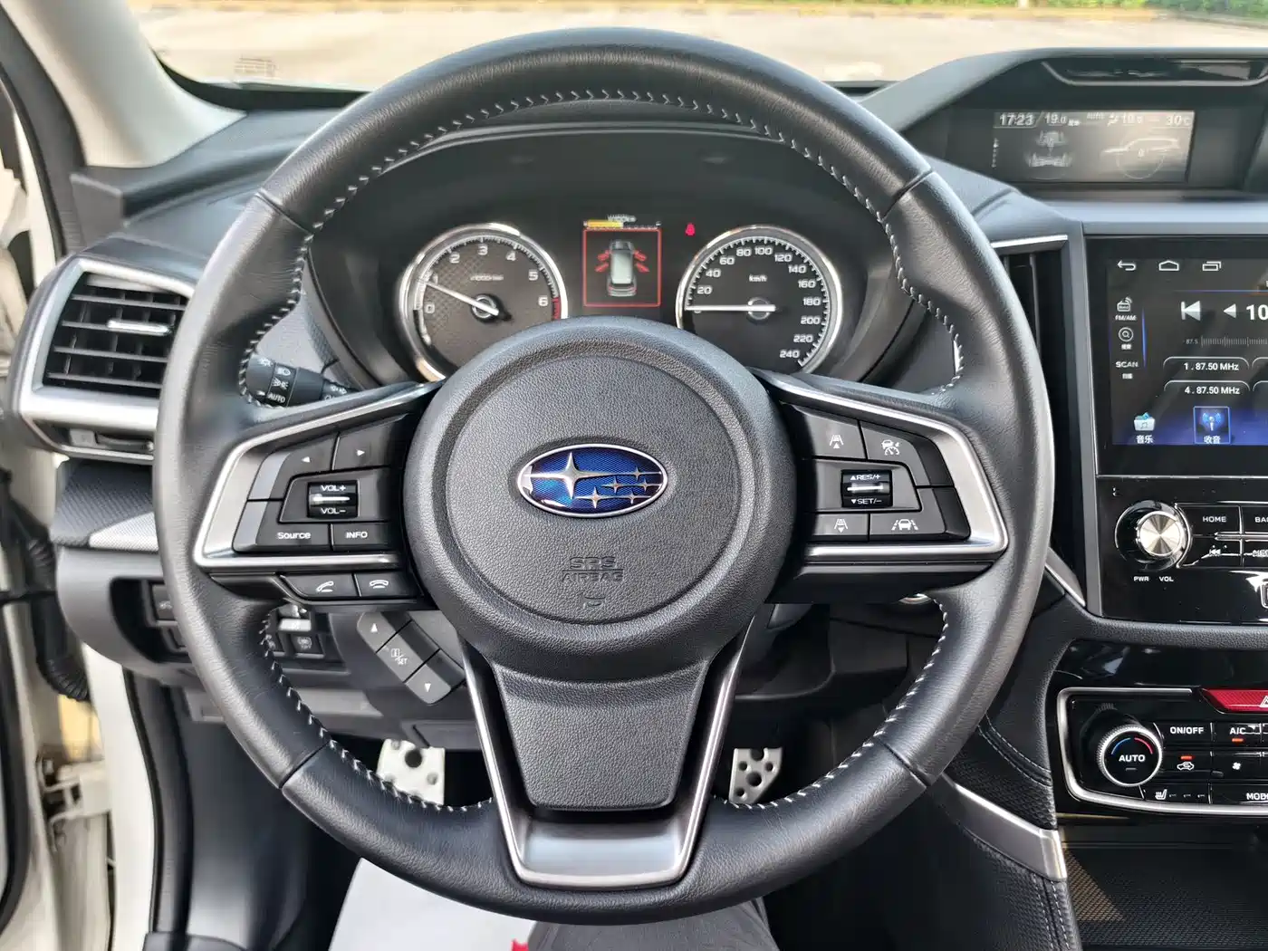 SUBARU FORESTER