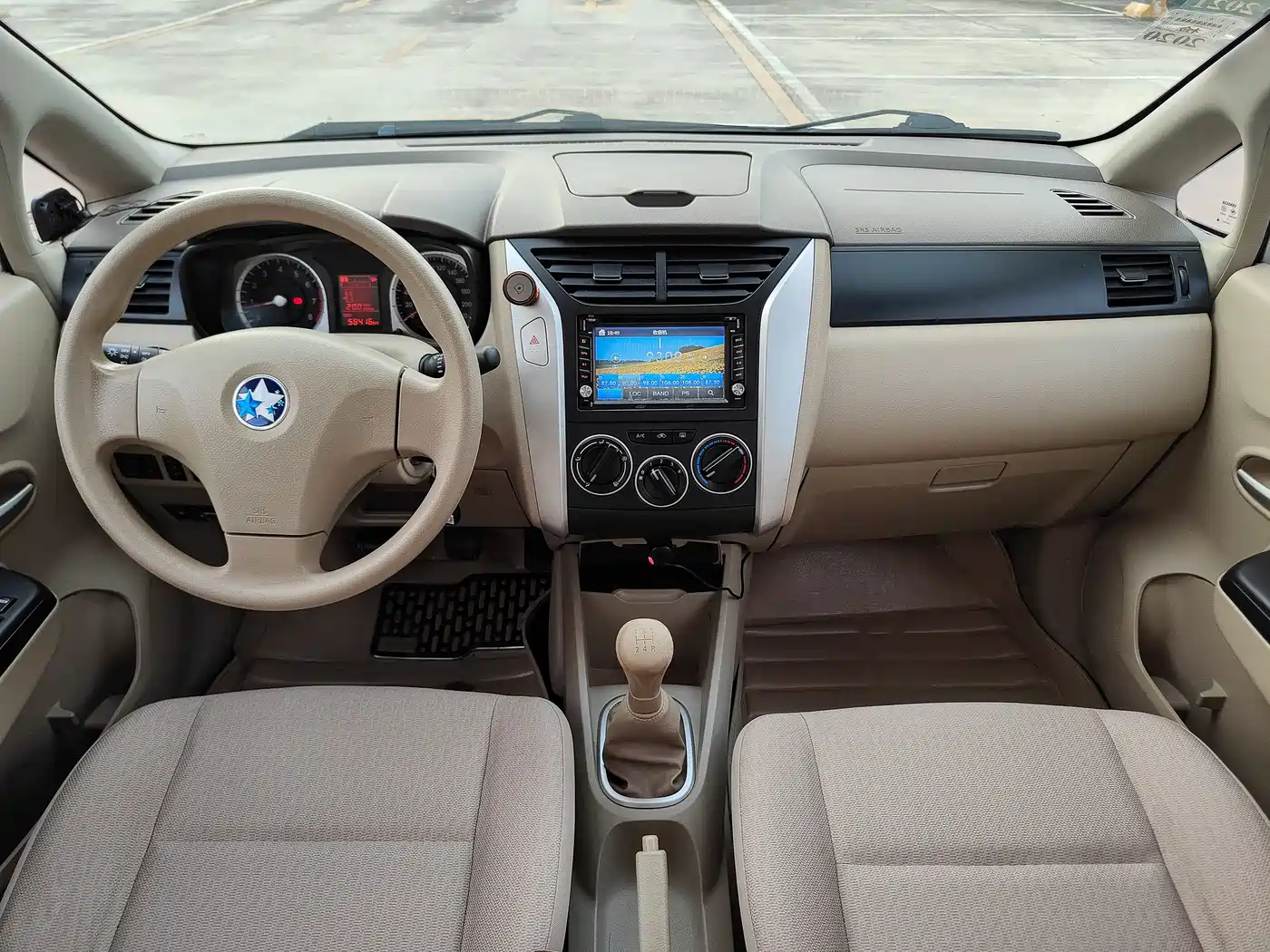 Venucia D50 2013 2013 1.6L Manual Fashion