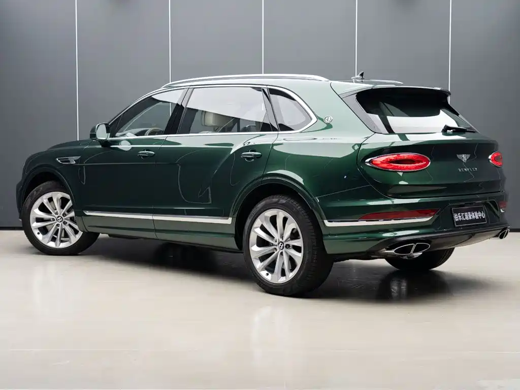 Фото 5 - Bentley Bentayga