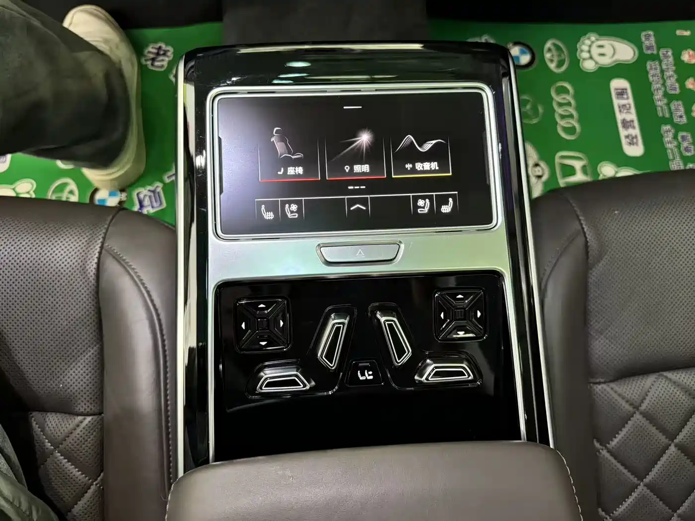 Audi A8 2021 A8L 50 TFSI quattro Luxury фото 11