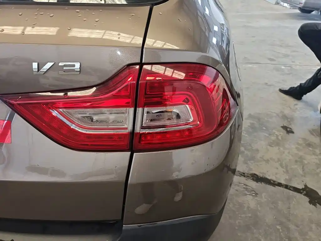 Zhonghua V3 2017 2017 1.5L Automatic Smart