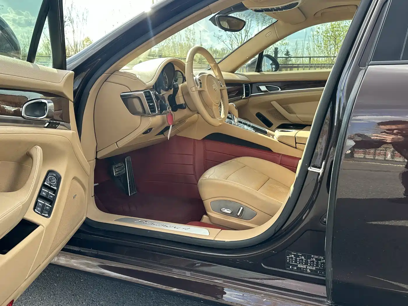 Porsche Panamera 2010 Panamera 4 3.6L фото 9