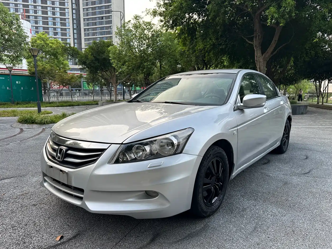 Фото 1 - Honda Accord