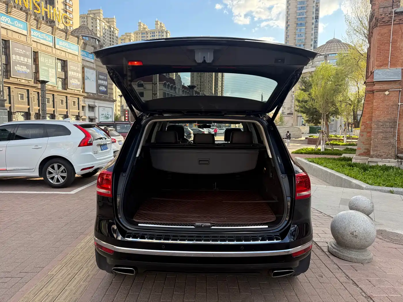 Volkswagen Touareg 2017 3.0TSI Explorer Edition фото 8