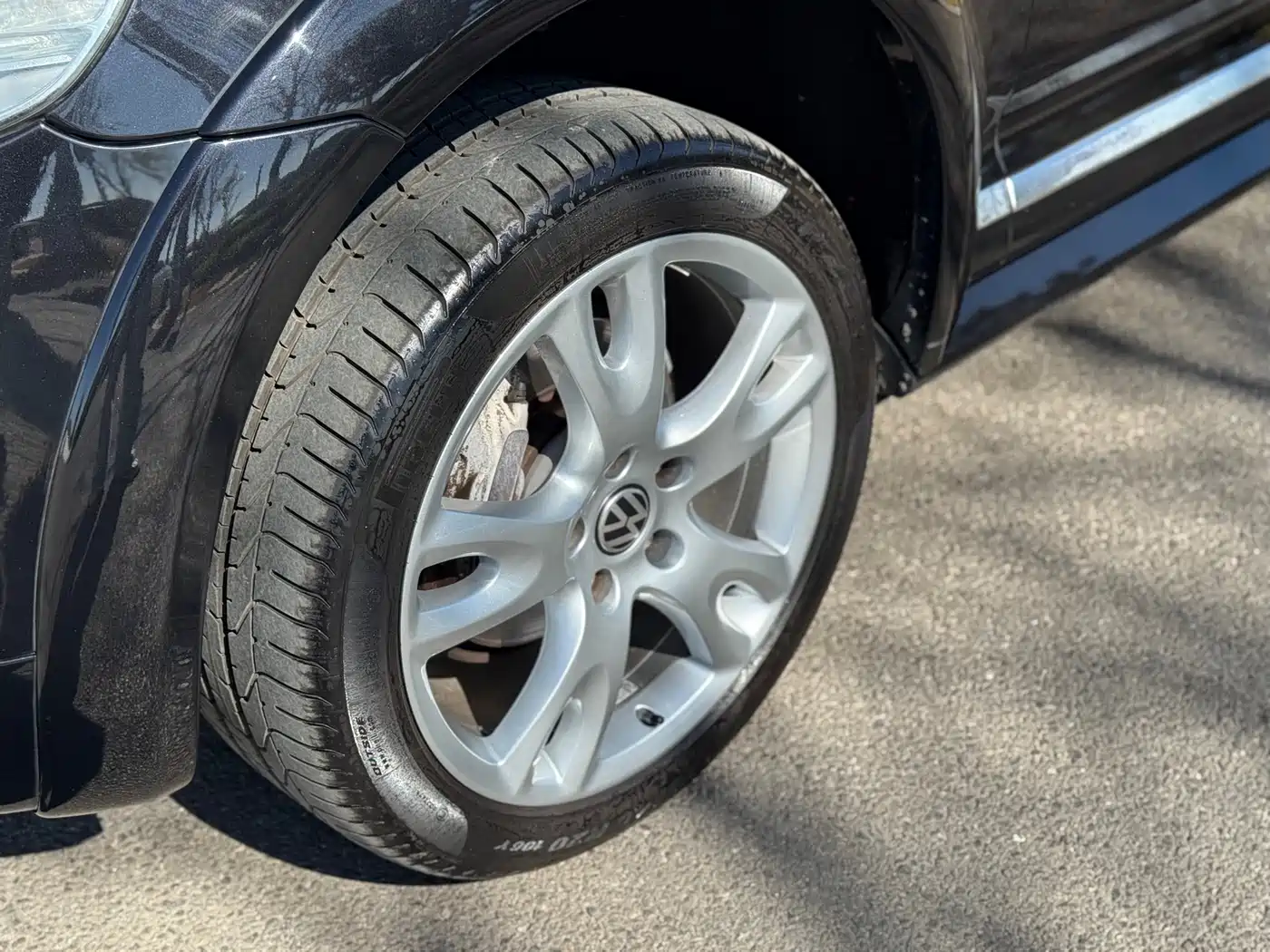Volkswagen Touareg 2010 3.6 Limited Luxury Edition фото 7