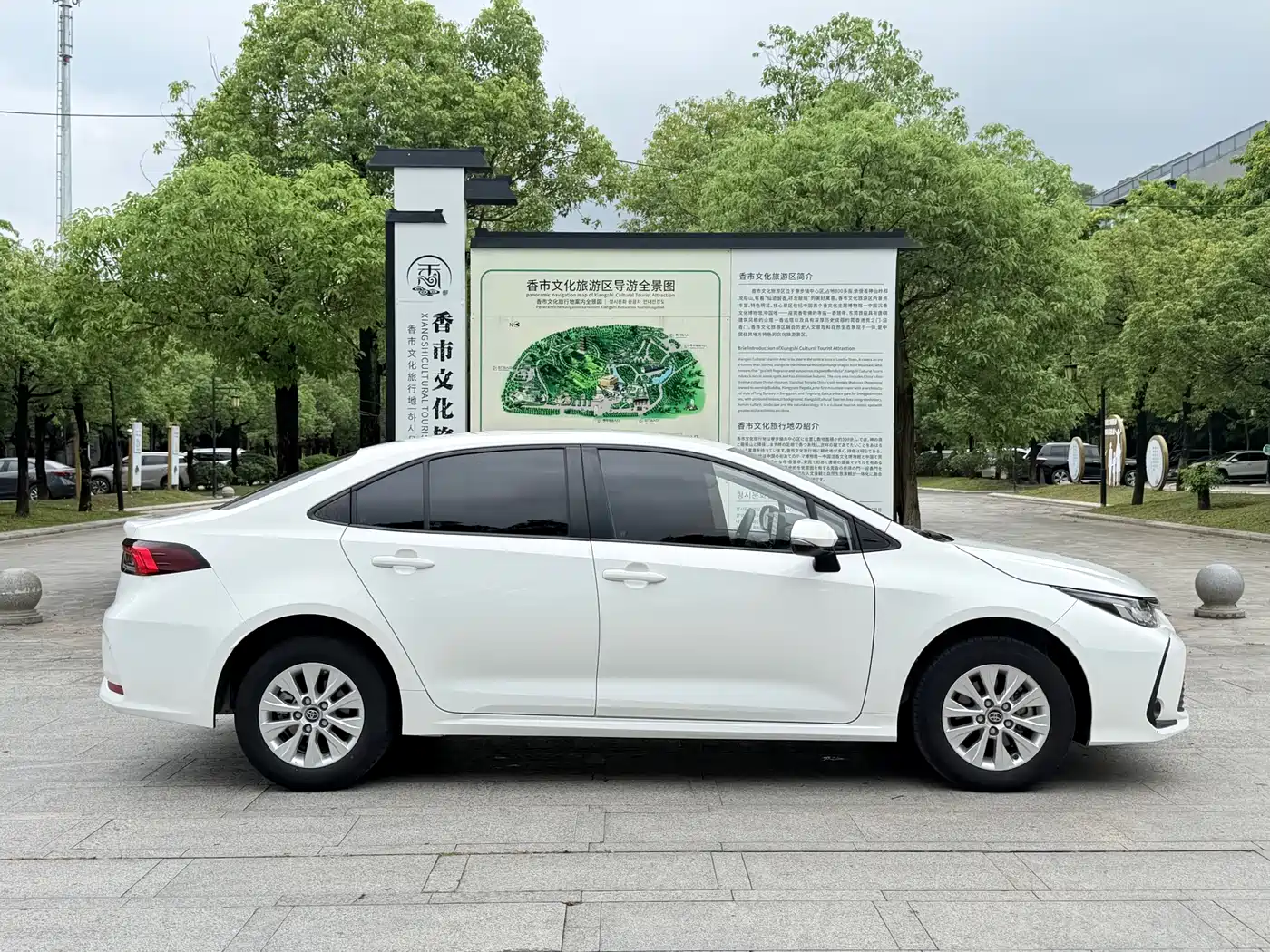Toyota Corolla 2022 1.2T S-CVT Pioneer PLUS Edition фото 4