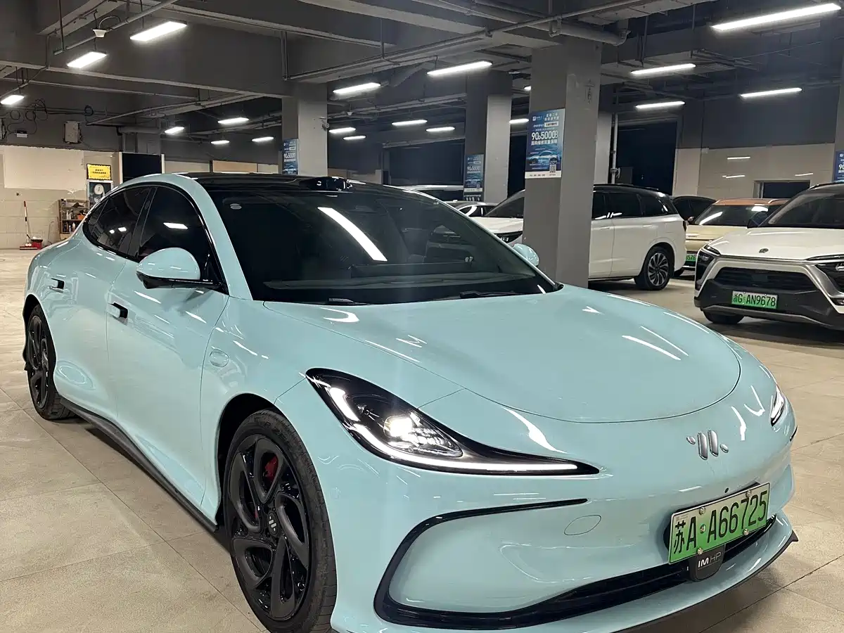 ZHIJI AUTOMOBILE ZHIJI L6