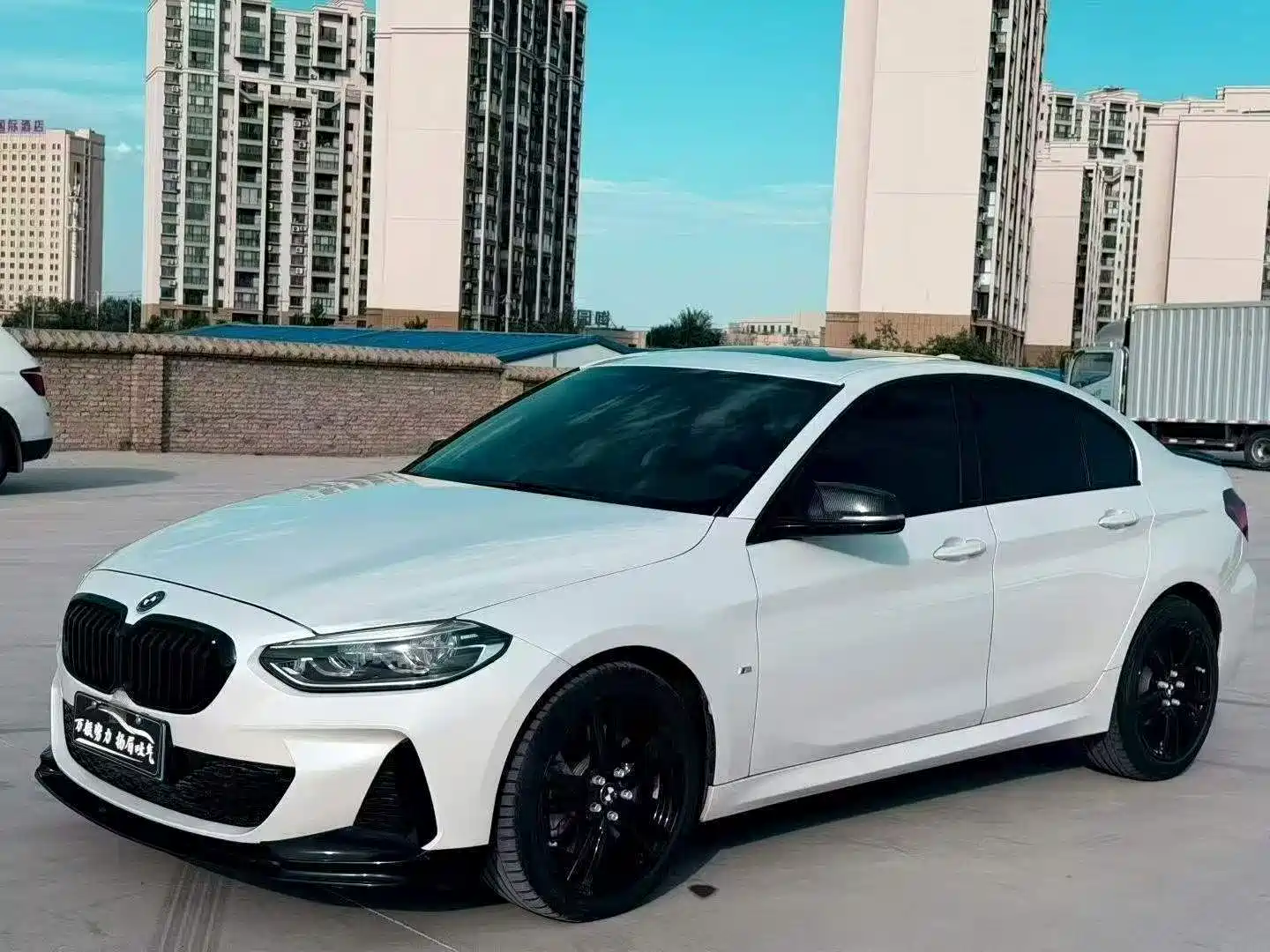 Фото 1 - BMW 1 Series