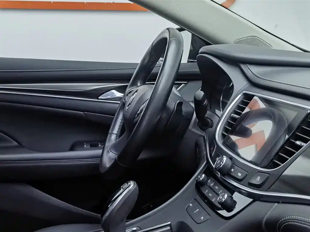 Buick LaCrosse 2021 652T Luxury Edition фото 22