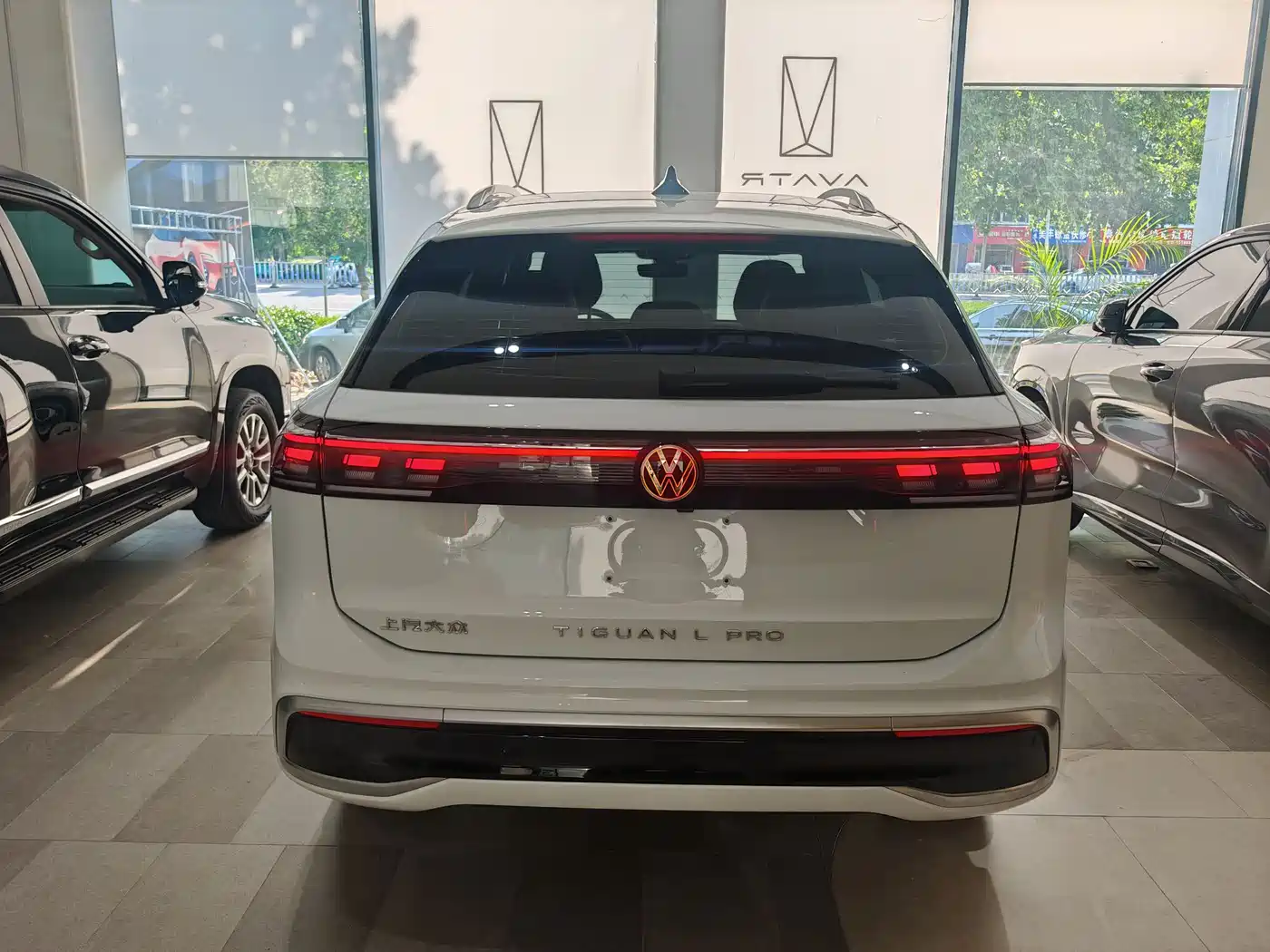 Volkswagen Tiguan L 2025 2024 PRO 330TSI 2WD Intelligent Leader Edition