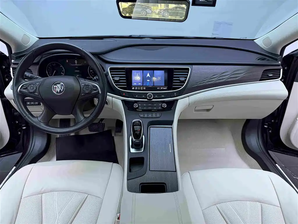 BUICK LACROSSE