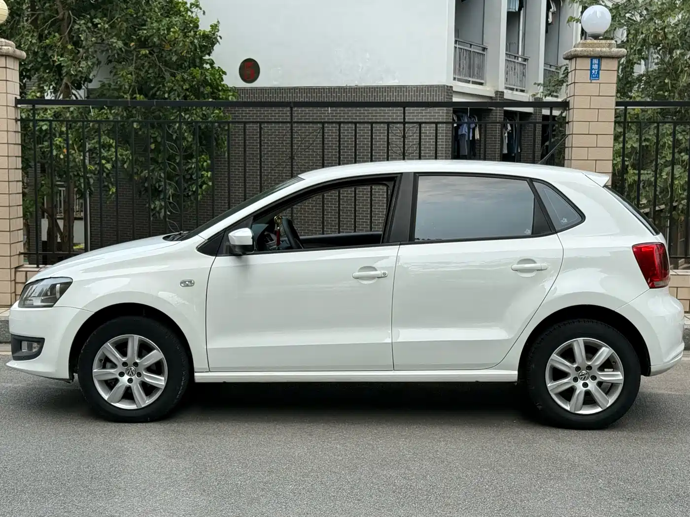 Фото 5 - Volkswagen Polo