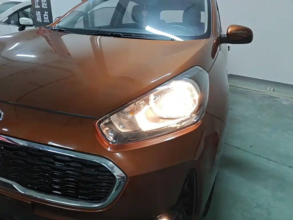 Photo 24 - Kia KX3