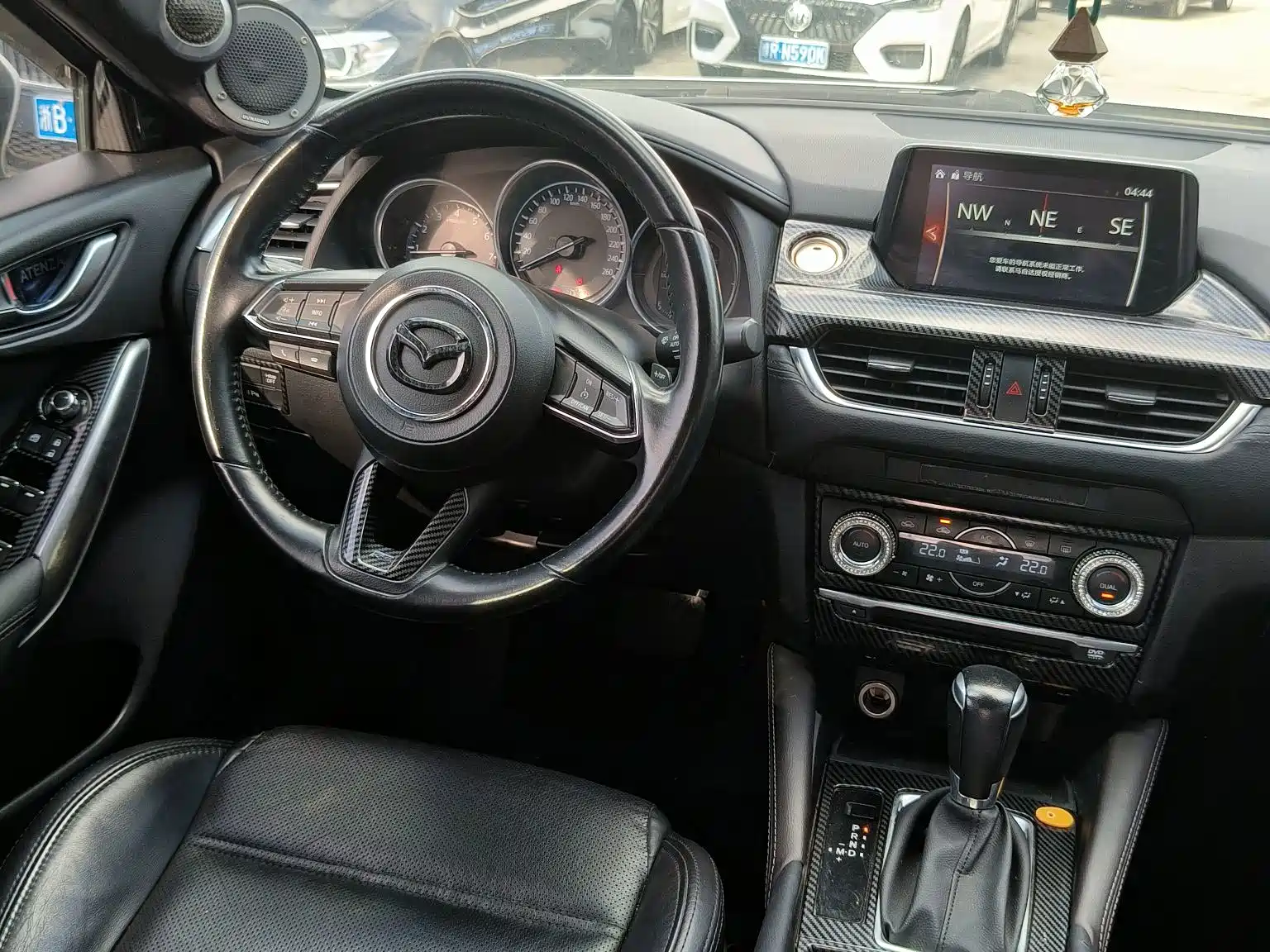 Photo 10 - Mazda Atenza