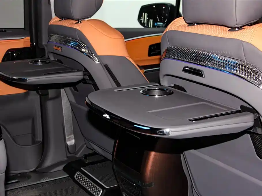 Toyota Sienna 2024 2.5L Hybrid Comfort Edition фото 19