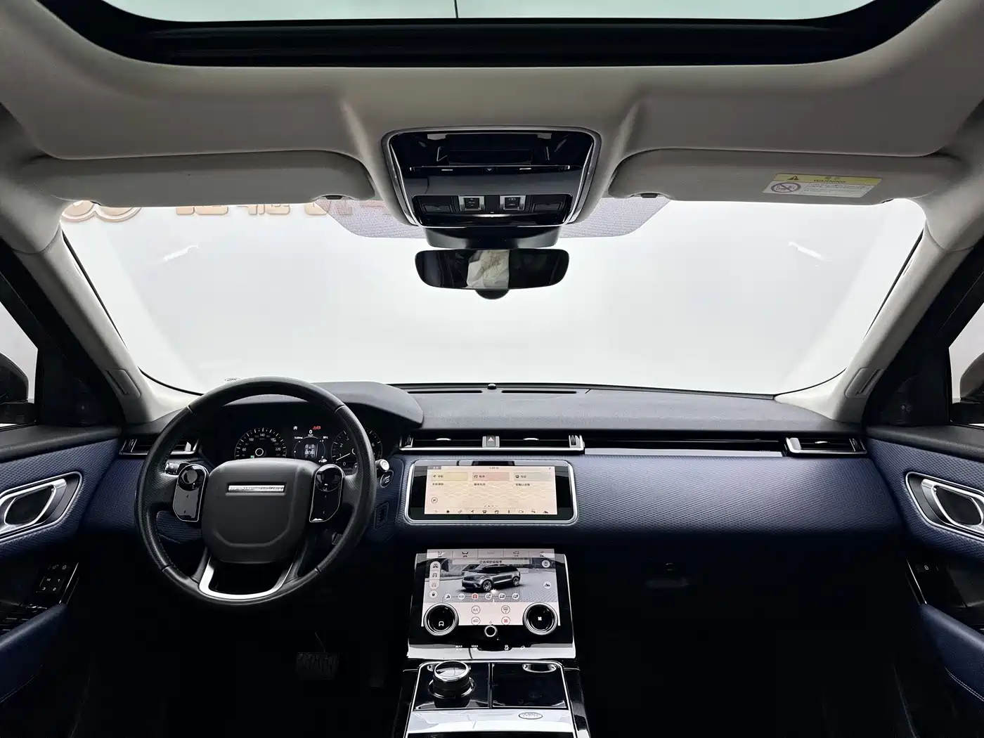 Фото 5 - Land Rover Range Rover Velar