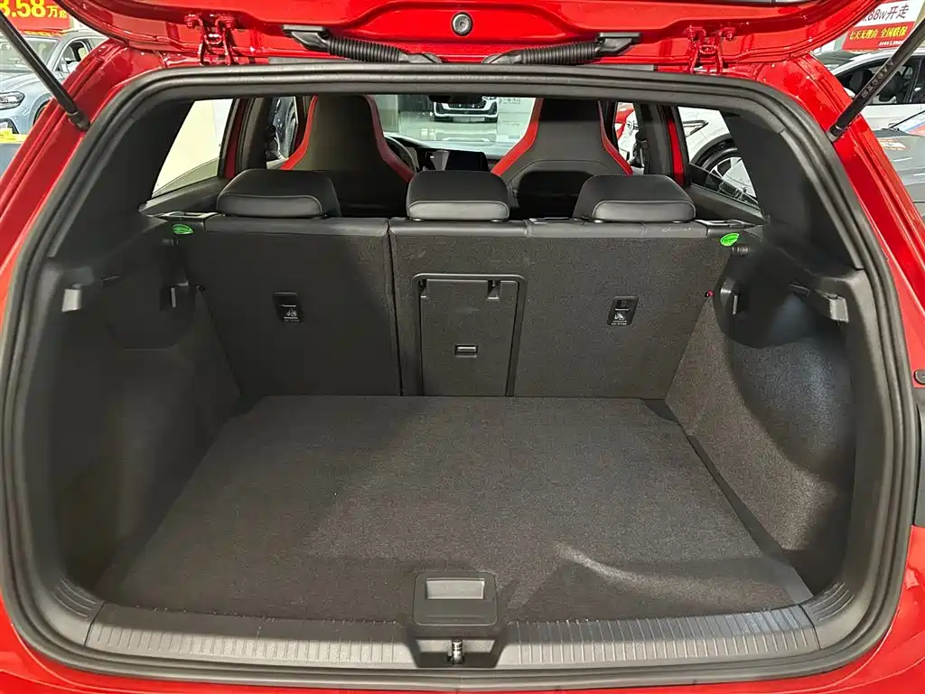 Volkswagen Golf GTI 2021 380TSI DSG GTI фото 33