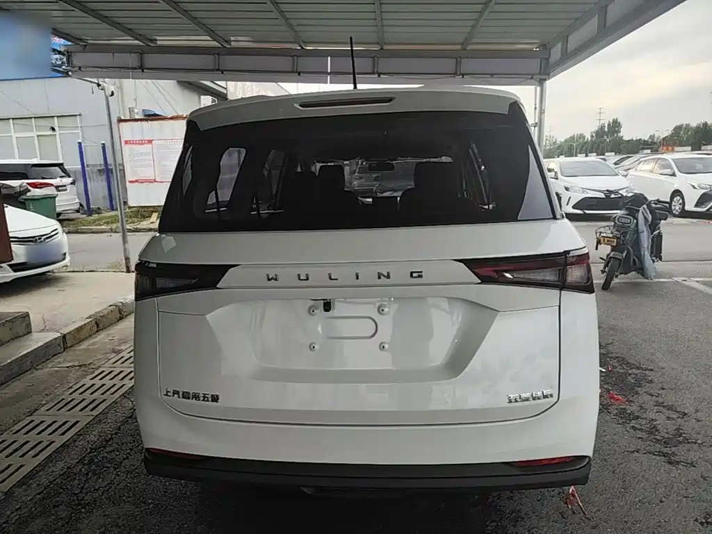 Wuling Motors Wuling Jiachen 2024 2022 1.5L Manual Joy Elite