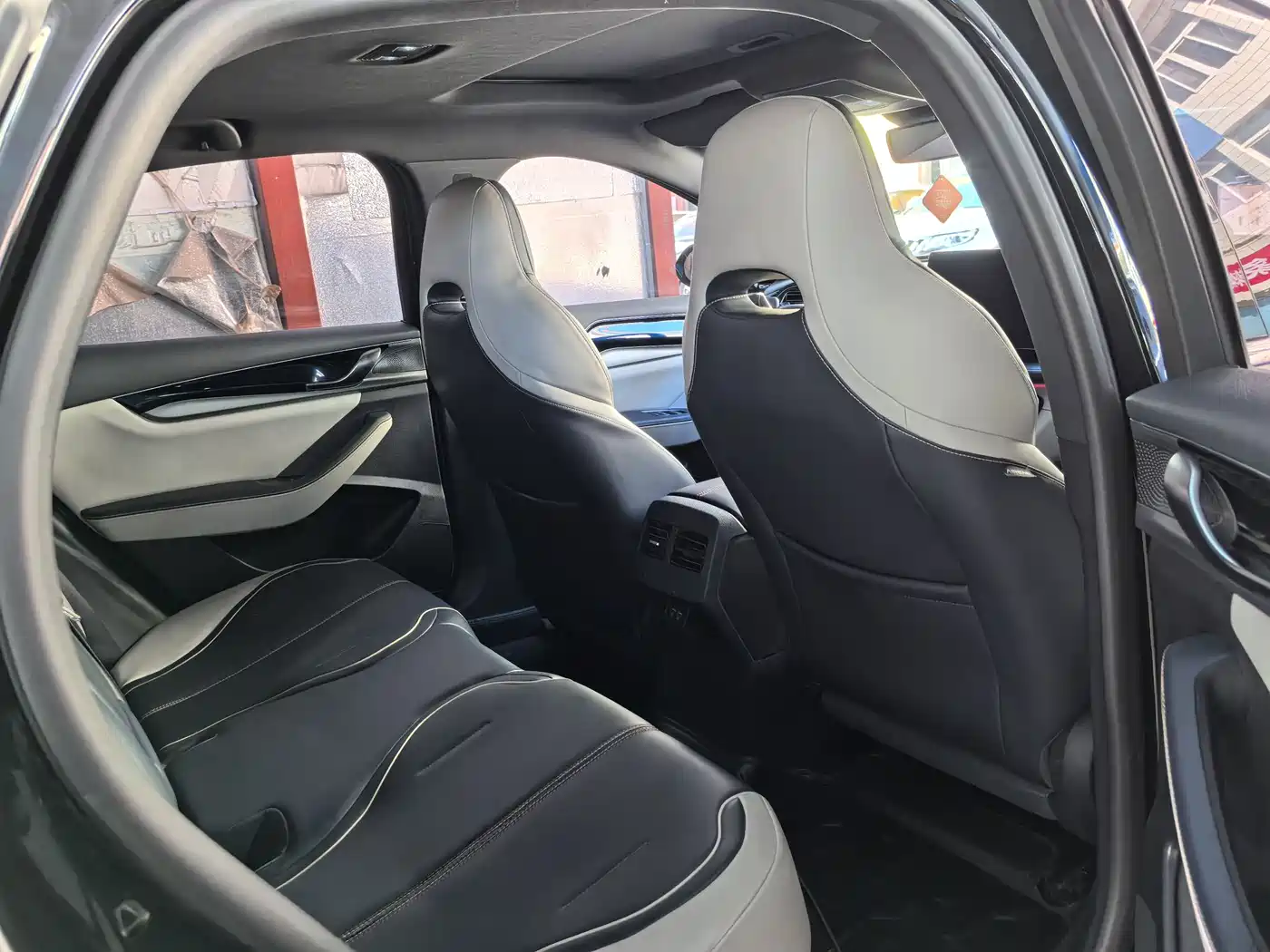 BYD Qin PLUS 2021 DM-i 120KM Flagship фото 8