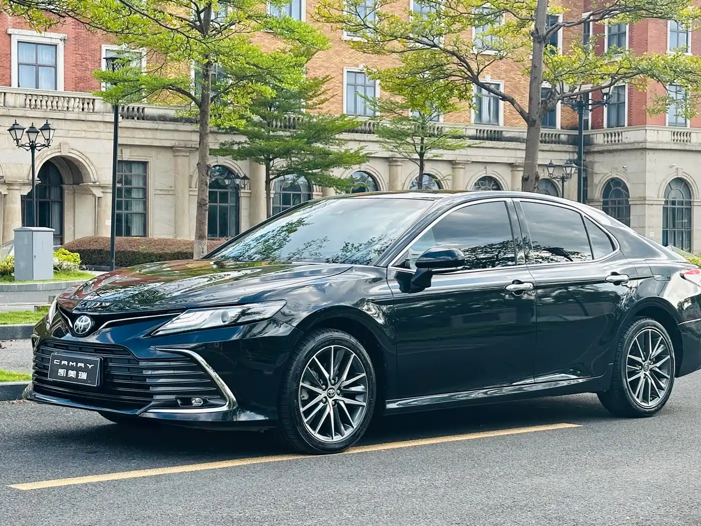 Toyota Camry 2023 2021 2.5G Luxury Edition