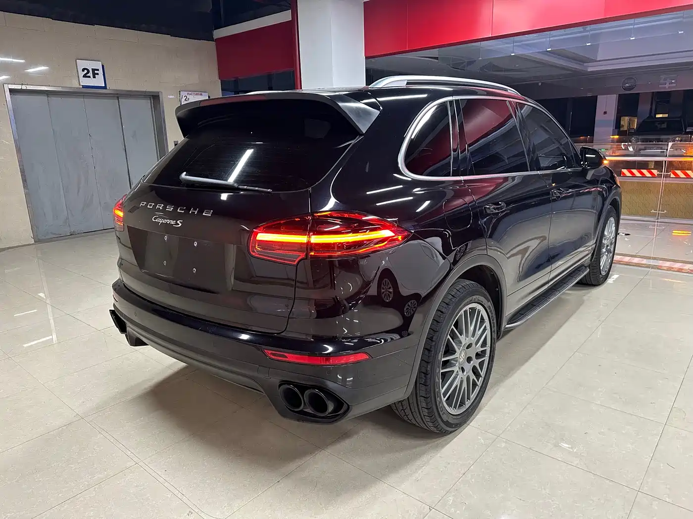 Porsche Cayenne 2016 Cayenne 3.0T фото 6