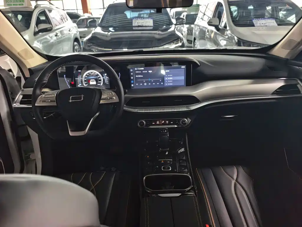 Bestune T77 2024 2023 1.5T Automatic Luxury