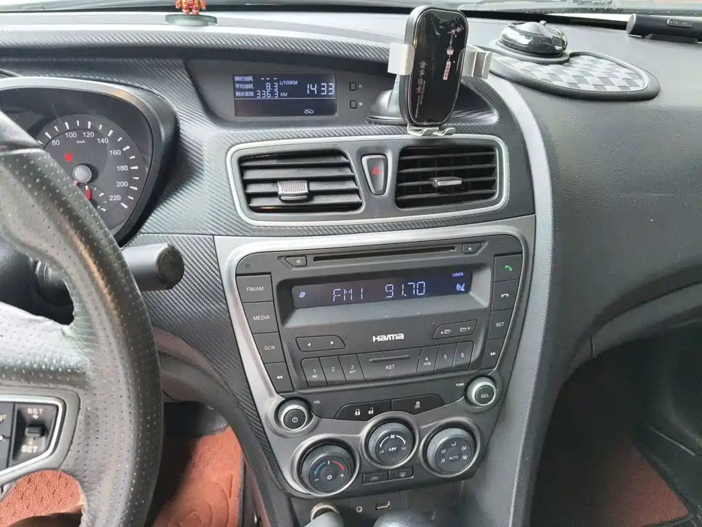 Haima Familia 2015 2014 M5 1.6L Automatic Comfort
