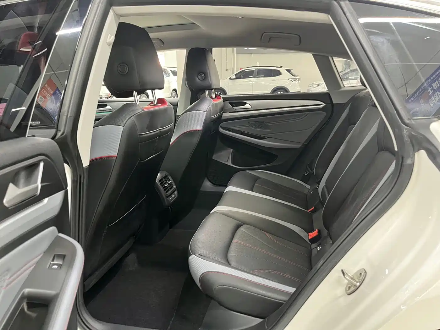 Volkswagen Lamando, миниатюра 7