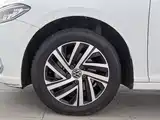 صورة 17 - Volkswagen Lavida
