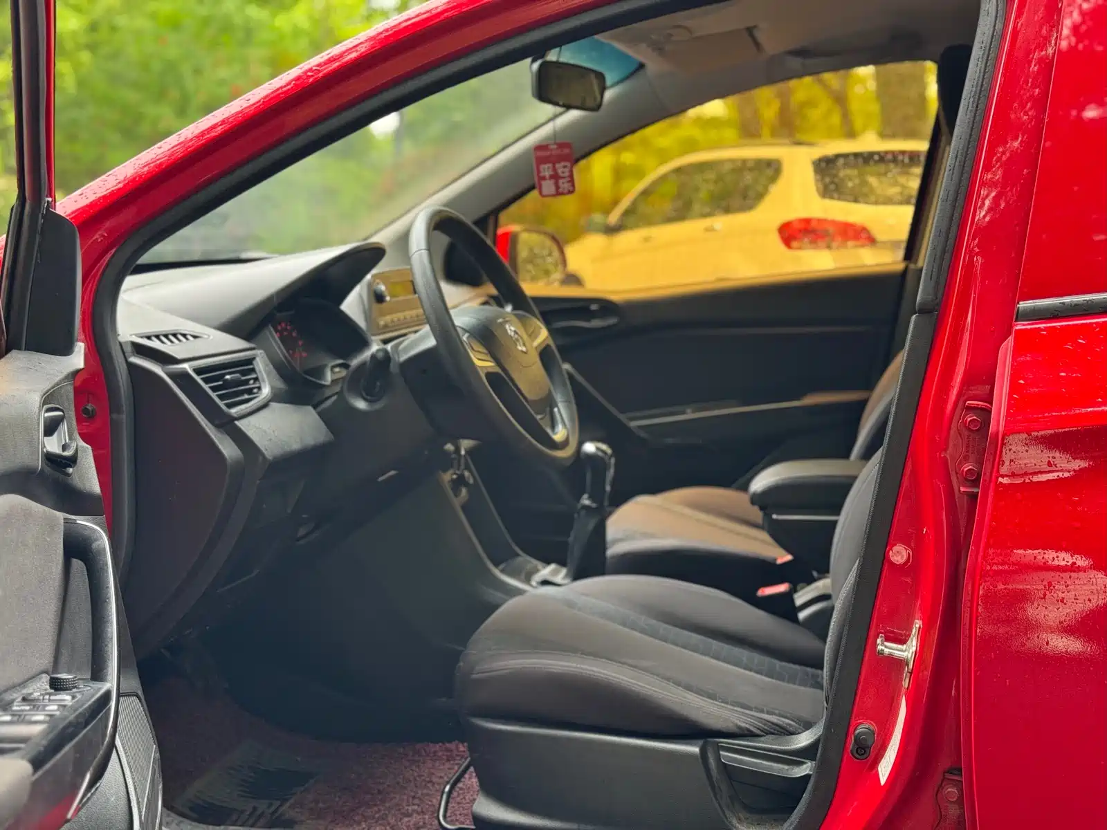 Фото 4 - Baojun 310