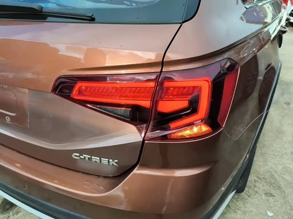 Volkswagen C-TREK 2017 2017 230TSI DSG Comfort
