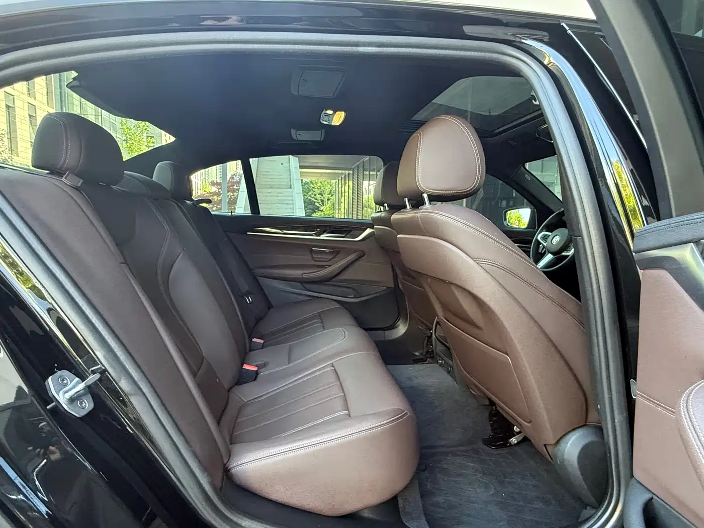 BMW 5 Series 2018 525Li M Sport Package фото 6
