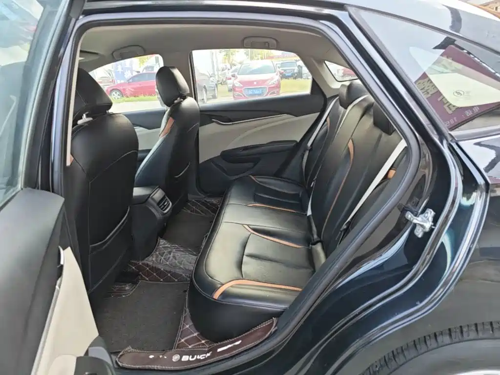 Фото 17 - Buick Excelle
